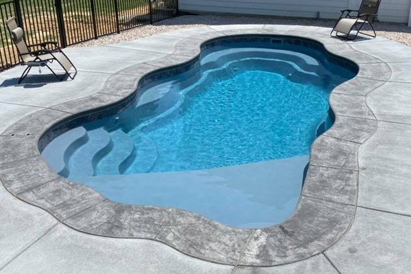 Fibreglass pool installation in Robstown TX backyard